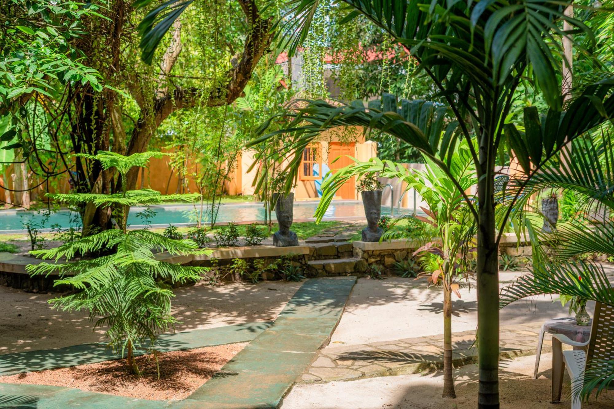 Monkey Villa Hikkaduwa Exterior foto